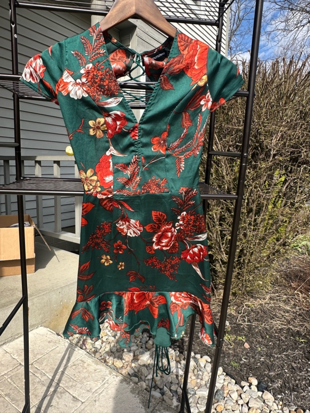 PrettyLittleThing Emerald Green Floral Midi Dress with Orange Print